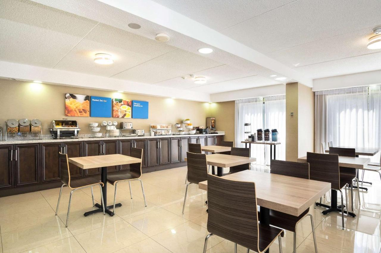 נורת ביי Comfort Inn Lakeshore מראה חיצוני תמונה