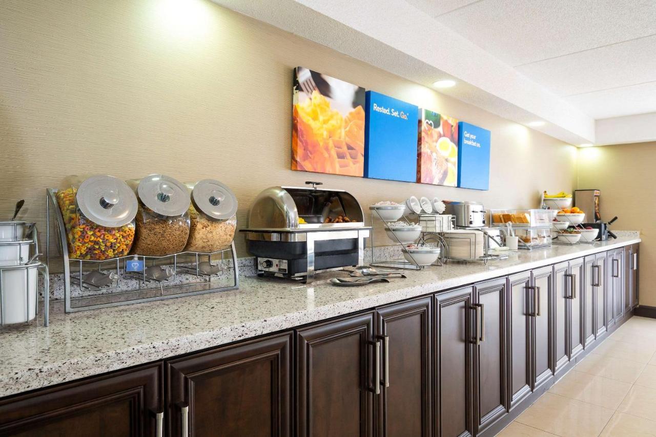 נורת ביי Comfort Inn Lakeshore מראה חיצוני תמונה