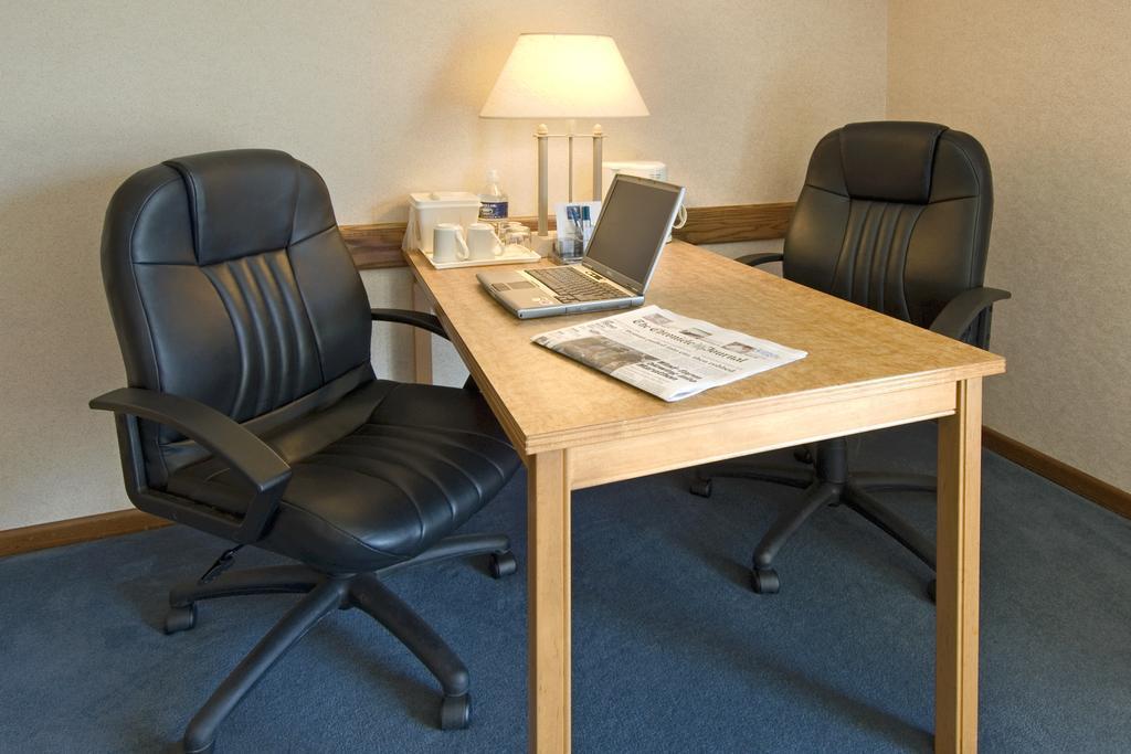 נורת ביי Comfort Inn Lakeshore מראה חיצוני תמונה
