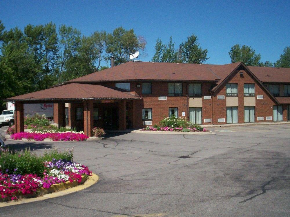 נורת ביי Comfort Inn Lakeshore מראה חיצוני תמונה