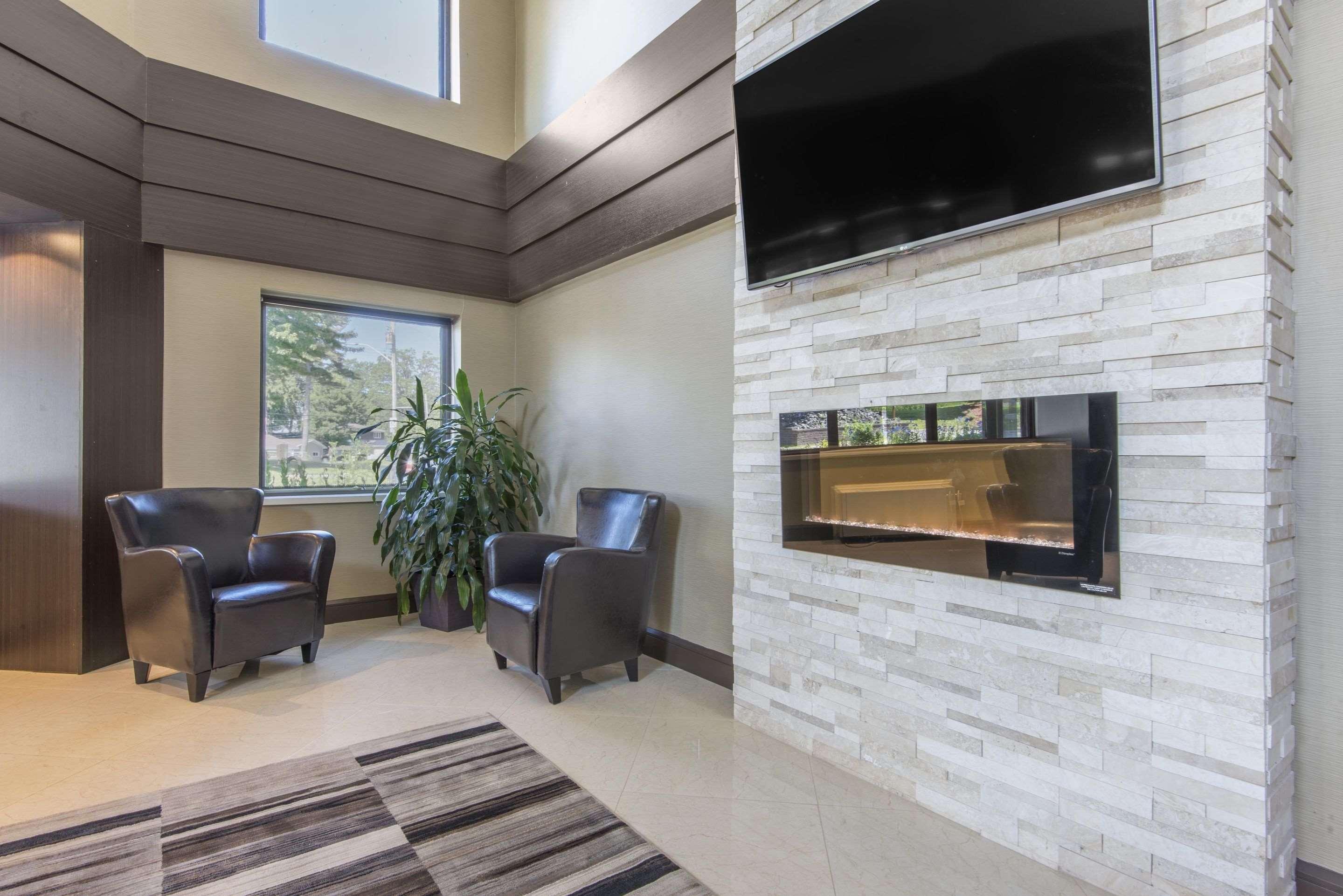 נורת ביי Comfort Inn Lakeshore מראה חיצוני תמונה