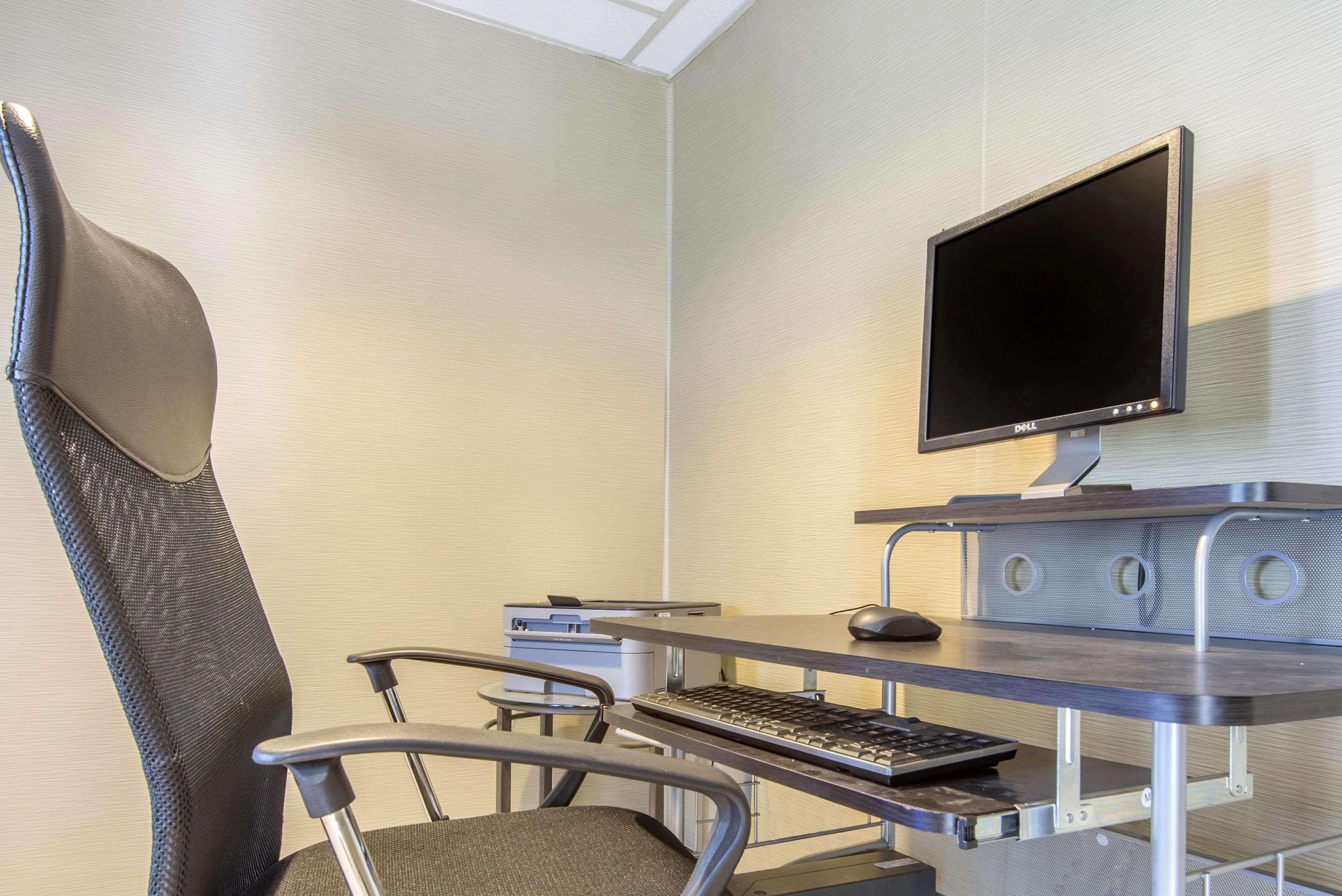 נורת ביי Comfort Inn Lakeshore מראה חיצוני תמונה