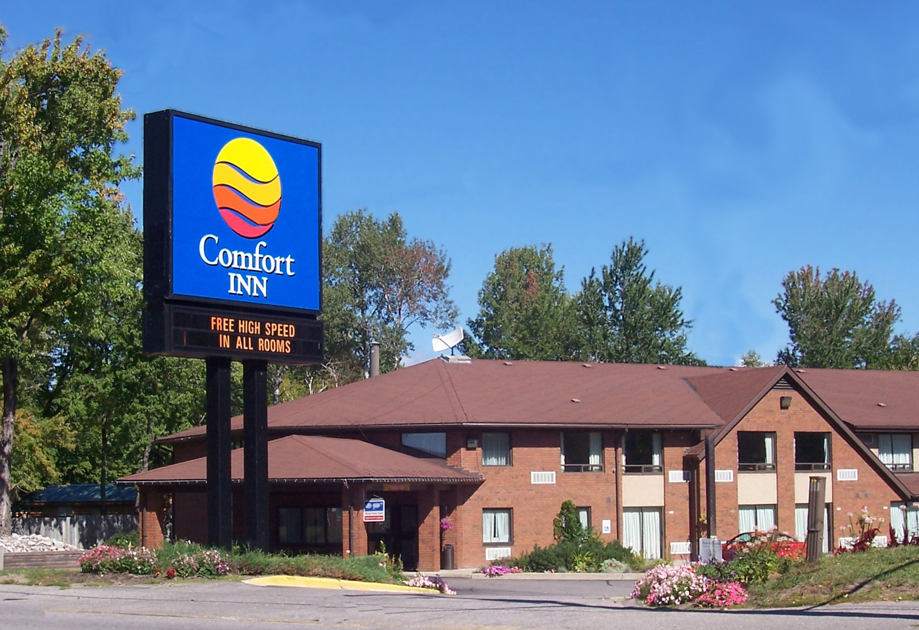 נורת ביי Comfort Inn Lakeshore מראה חיצוני תמונה