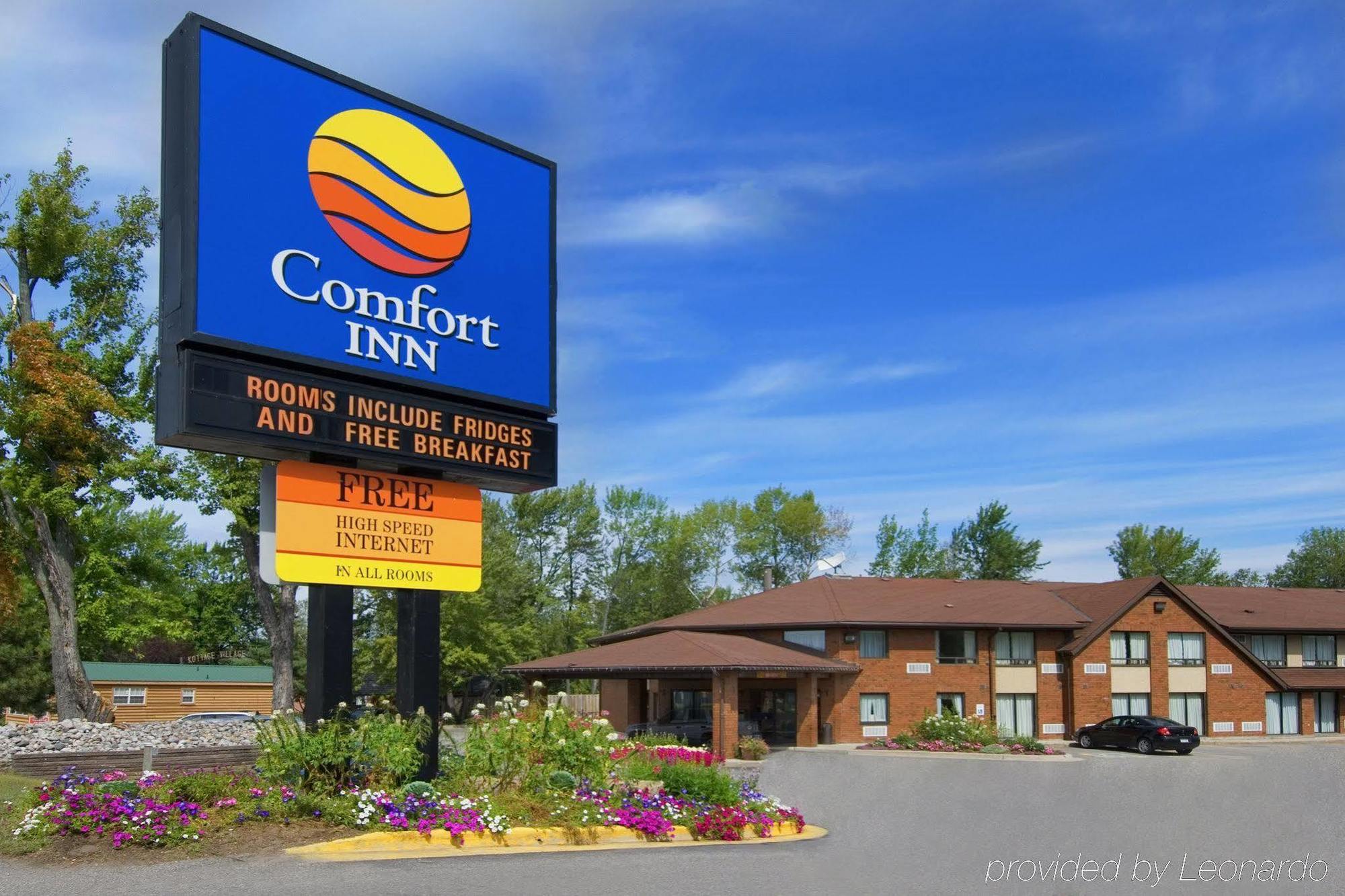 נורת ביי Comfort Inn Lakeshore מראה חיצוני תמונה